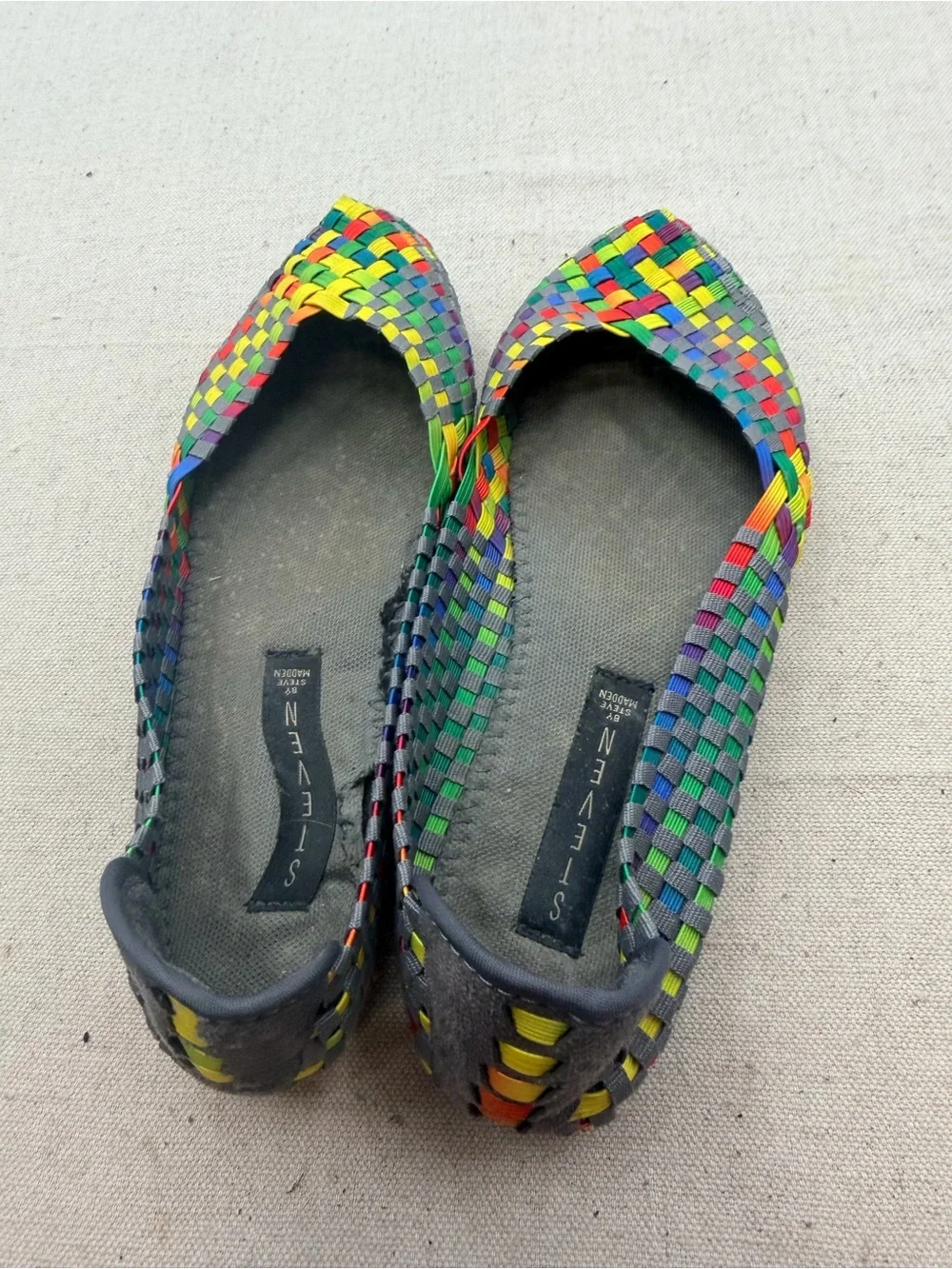 Steven By Steve Madden colorful woven